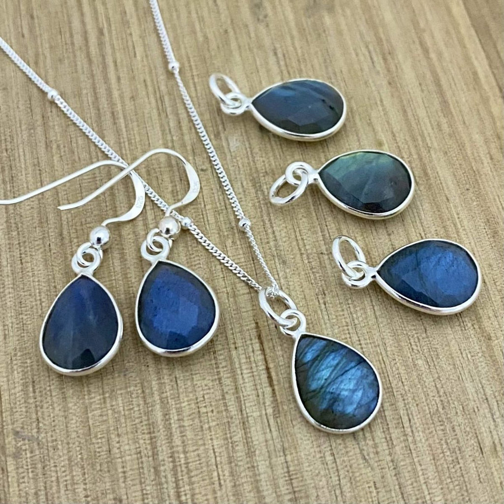 Laihas Tearing Droplet Labradorite Necklace